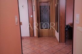 Dražice, dvoetažni stan 3S+DB, Jelenje, Apartamento