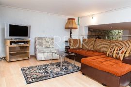 CRIKVENICA CENTAR -KUĆA S APARTMANIMA, Crikvenica, بيت