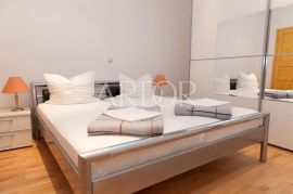 CRIKVENICA CENTAR -KUĆA S APARTMANIMA, Crikvenica, بيت