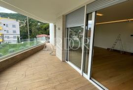 Opatija novogradnja, stan prizemlje s pogledom na more, Opatija, Apartamento