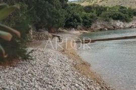 CRES, USTRINE PRVI RED UZ MORE!, Mali Lošinj, Γη