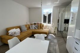 Vila sa pogledom i apartmanima, Opatija, بيت