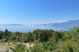 Costabella, građevinski teren sa panoramskim pogledom, Rijeka, Zemljište