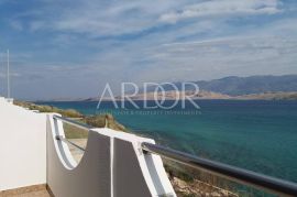 PAG - HOTEL, PRVI RED DO MORA, Pag, Commercial property