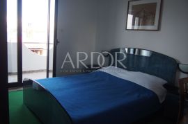 PAG - HOTEL, PRVI RED DO MORA, Pag, Propiedad comercial