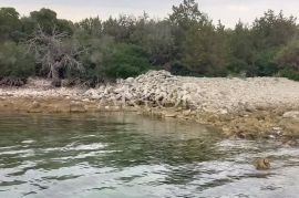 MALI LOŠINJ, NEREZINE, POLJOPRIVREDNO ZEMLJIŠTE, Mali Lošinj, Zemljište