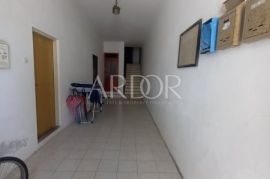 LOŠINJ CENTAR stan uz more sa predivnim pogledom, Mali Lošinj, Appartement