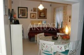 MALI LOŠINJ ARTATORE, 2 APARTMANA sa okućnicom, Mali Lošinj, Apartamento