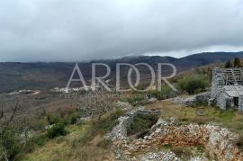 BRSEČ starina sa pogledom, Mošćenička Draga, Kuća