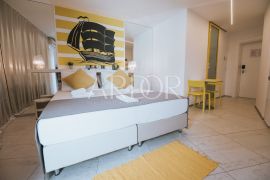 Novalja, moderni hotel 3* samo 200 m od mora, Novalja, Famiglia