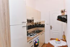 Centar, prekrasan stančić za najam!, Rijeka, Appartment