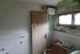 ISTRA, LABIN - Kamena kuća s idejnim projektom obnove, Labin, Casa