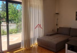 Viškovo, najam 2s/db s  lijepom terasom, Viškovo, Appartement