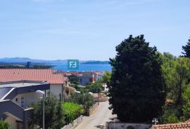 VODICE, novogradnja, moderan stan, 1. kat, pogled na more, Vodice, Appartement