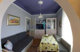 Opatija centar stan 1S+DB, 55 m2, 2 kat sa prekrasnim panoramskim pogledom, Opatija, شقة