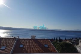 Dramalj-stan 84 m2, 3. kat, balkon s pogledom na more, Crikvenica, Stan