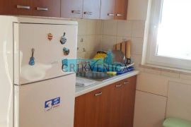 Dramalj-stan 84 m2, 3. kat, balkon s pogledom na more, Crikvenica, Appartement