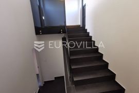 Zadar - Petrići, trosoban penthouse sa krovnom terasom i bazenom 146,19 m2, Zadar, شقة