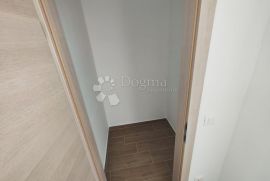 PRIMOŠTEN NOVOGRADNJA- BS1 STAN U PRIZEMLJU BLIZU PLAŽE, Primošten, Apartamento