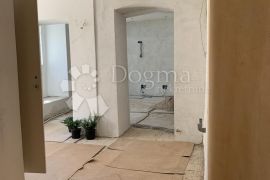 Opatija, centar, prizemlje 75m2, Opatija, Commercial property