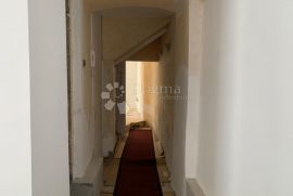 Opatija, centar, prizemlje 75m2, Opatija, Commercial property