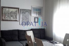 Zagreb, Pantovčak prizemlje 57 m2 starija gradnja s dvorištem, Gornji Grad - Medveščak, Appartement