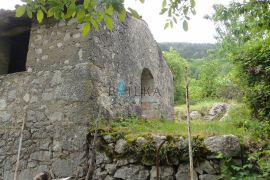 Imanje sa starinom te pomoćnim objektom na području Opatijske rivijere, Opatija - Okolica, Σπίτι