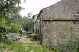 Imanje sa starinom te pomoćnim objektom na području Opatijske rivijere, Opatija - Okolica, House