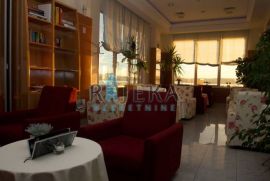 Hotel, Crikvenica, Propiedad comercial