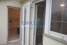 Opatija, kuća sa 4 stana, Opatija - Okolica, Haus