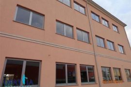 Rovinj-Poslovna zgrada  - PRILIKA !!!, Rovinj, Commercial property