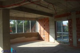 Rovinj-Poslovna zgrada  - PRILIKA !!!, Rovinj, Commercial property