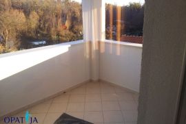 Kastav - stan prizemlje 2S+DB, 115 m2 + 80 m2 vrt, Kastav, Appartamento