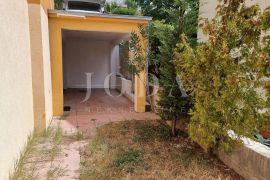 Selce stan sa okućnicom, Crikvenica, Flat