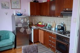 Stan Veli vrh, Pula, Appartment