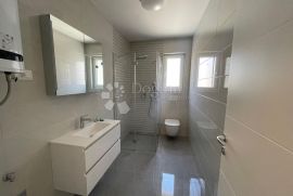 Malinska novogradnja 68m2, Malinska-Dubašnica, Appartamento