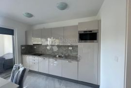 Malinska novogradnja 68m2, Malinska-Dubašnica, Appartment