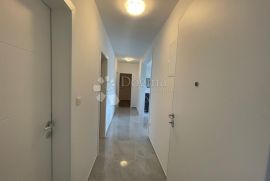 Malinska apartman 70m2 novogradnja, Malinska-Dubašnica, Kвартира