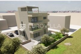 Trogir, Čiovo komforan  penthouse 141 m2  terasa s pogledom na more, Okrug, شقة