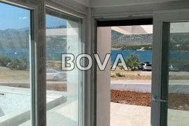 Villa 167 m2 – Rovanjska *Prvi red do mora* (ID-2318), Jasenice, Casa