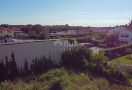 ISTRA, POREČ, OKOLICA - Građevinsko zemljište 554m2 u mirnom naselju, Tinjan, Land