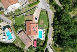 OPATIJA, IČIĆI, POLJANE- villa 500m2 s pogledom na more i bazenom + okoliš  1600m2, Opatija - Okolica, Дом