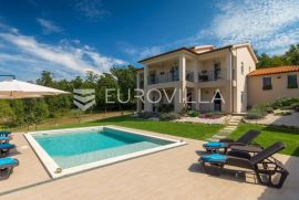 Istra, Rakalj, prekrasna vila s bazenom i pogledom na more na 1000 m2 zemljišta, Marčana, بيت