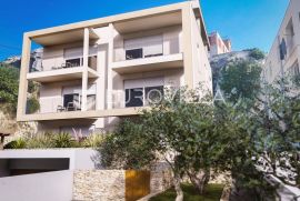 Split, dvosoban stan na drugom katu novogradnje, Split, Wohnung