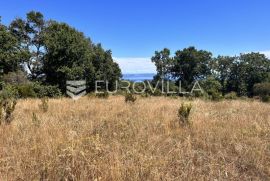 Istra, Peruški - 1071 m2 parcele, POGLED NA MORE, Marčana, Land