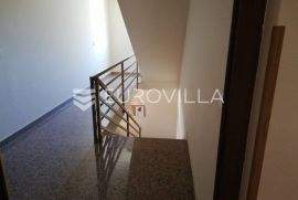 Istra, Štinjan, trosoban stan, NKP 66 m2, Pula - Okolica, Appartment