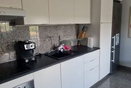 Lijepo uređeni stan u blizini mora, Fažana. Istra, Fažana, Appartement