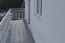 Kuća u Bijeloj na 150 m od mora, Herceg Novi, Casa