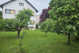 Kuća u blizini VI osnovne škole, Varaždin, Σπίτι