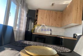 DVOSOBAN STAN NA SAVRŠENOJ LOKACIJI, Zadar, Appartement